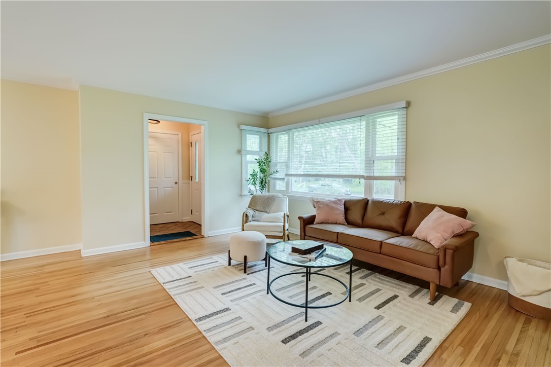 Search Properties 4 14 benedict road