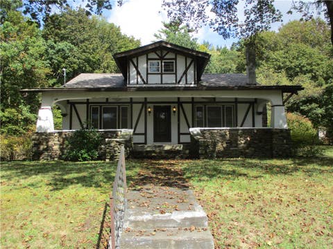 Photo for 1848 Acorn Road