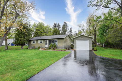Homes For Sale - 432 Hollybrook Road<br/> Monroe County, Henrietta, NY 14623