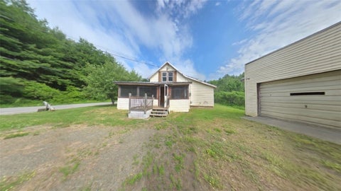 Homes For Sale - 122 Yates Road<br/> Mayfield, NY 12117