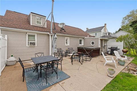 Tiny photo for 489 Plank Road, Penfield, NY 14580 (MLS # R1684437)