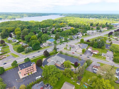 Tiny photo for 489 Plank Road, Penfield, NY 14580 (MLS # R1684437)