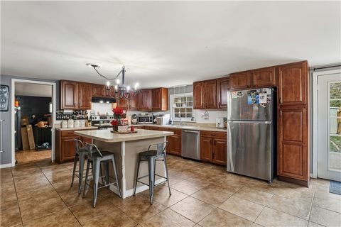 Tiny photo for 639 Main Street, Horseheads, NY 14816 (MLS # R1655613)