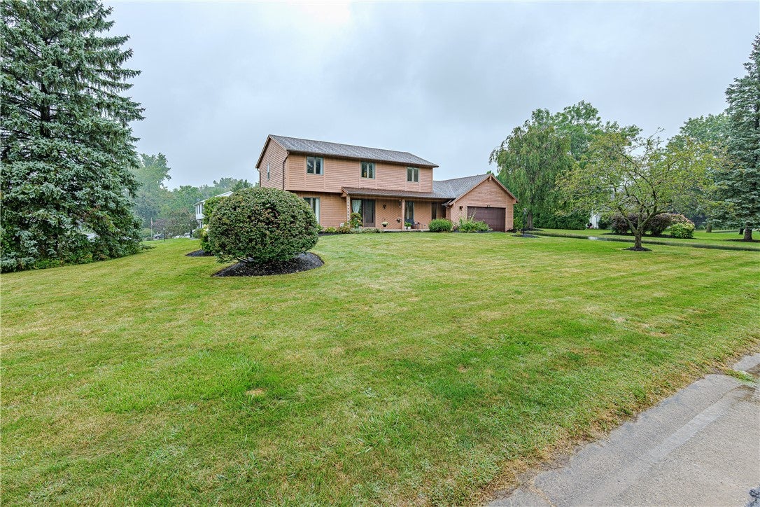 11 Pine Brook Circle