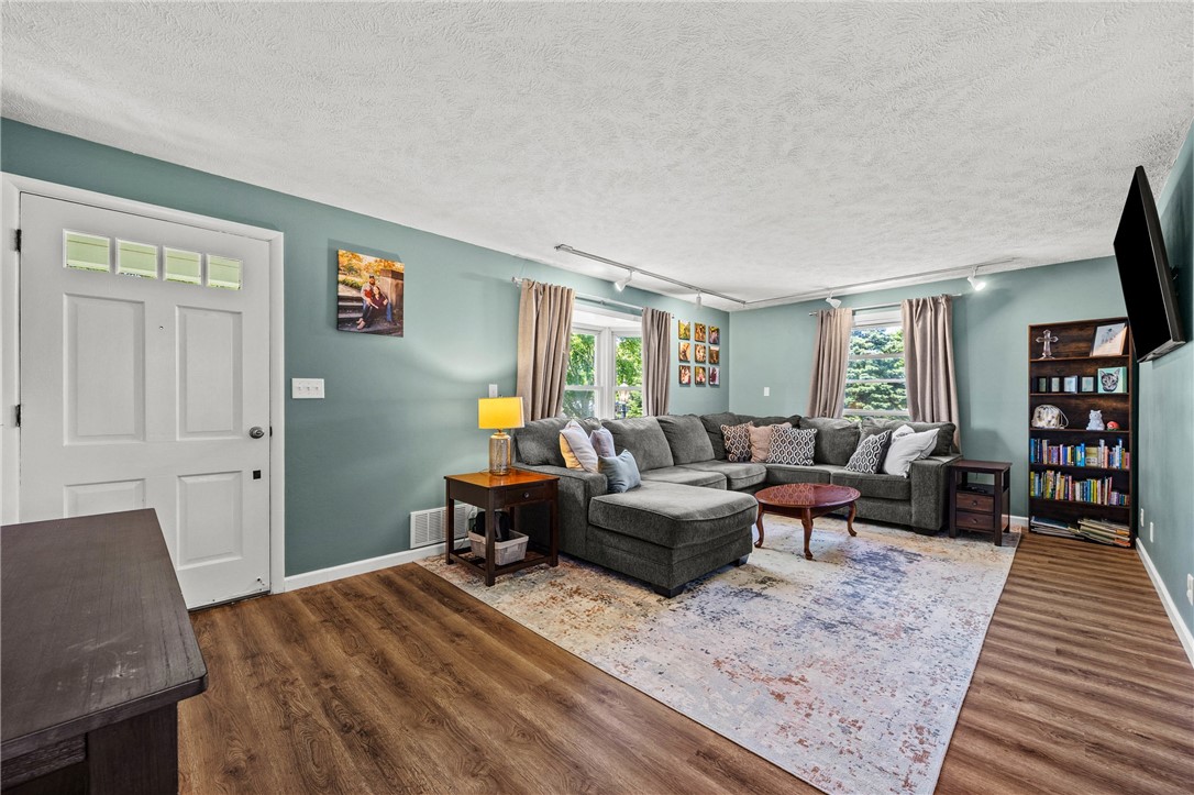 390 Dellwood Road