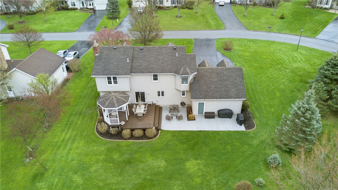 55 Rock Creek Crk, Henrietta, New York image 48