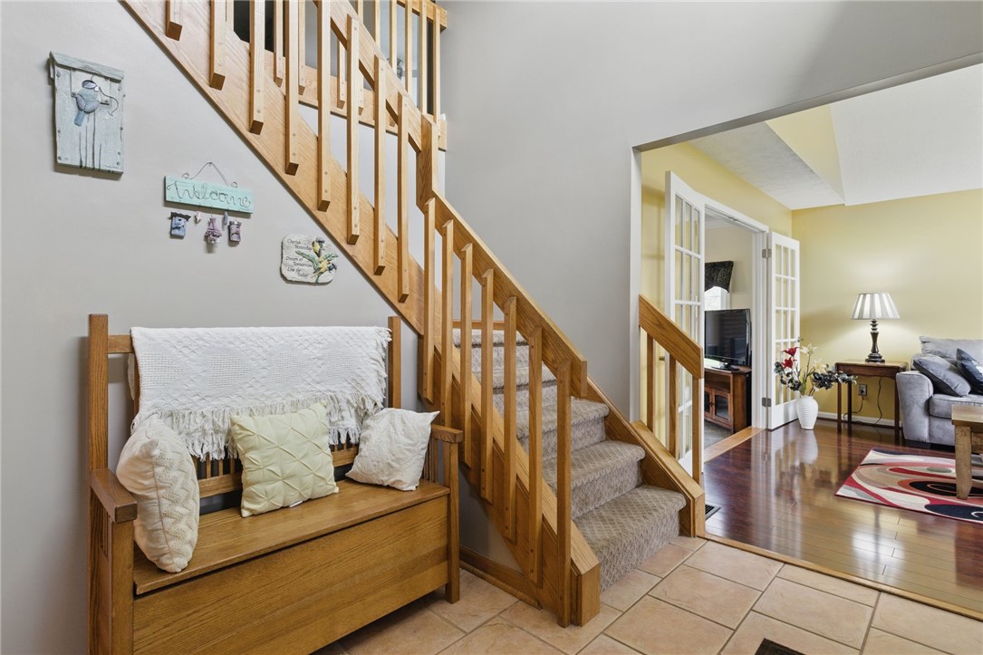 55 Rock Creek Crk, Henrietta, New York image 5