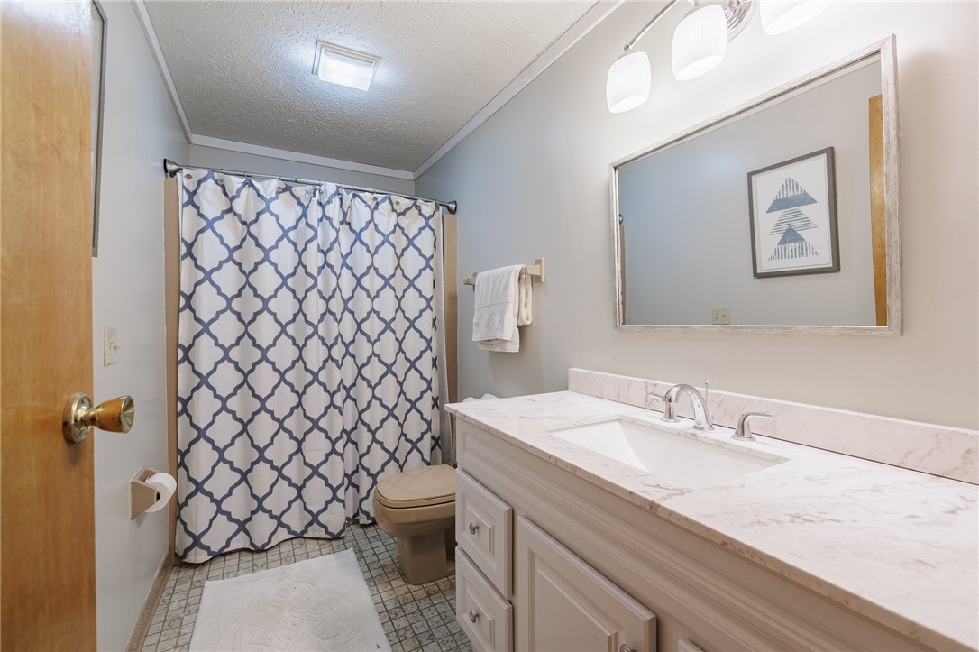 5564 Bushwood Road, Walworth, New York image 30