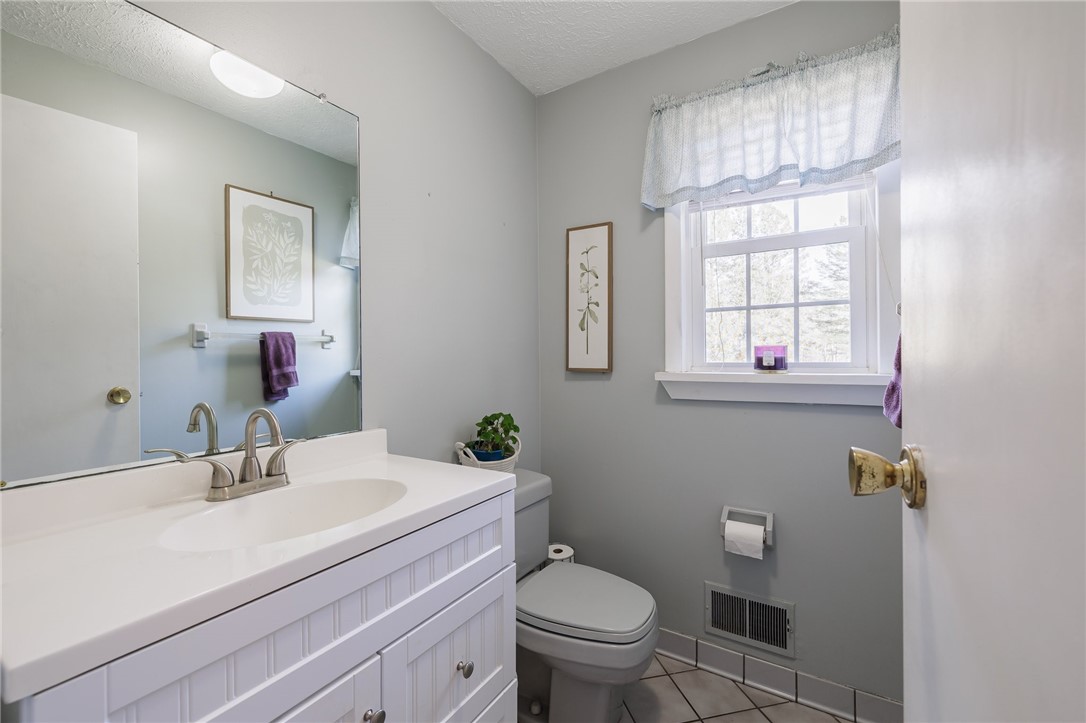 5564 Bushwood Road, Walworth, New York image 38