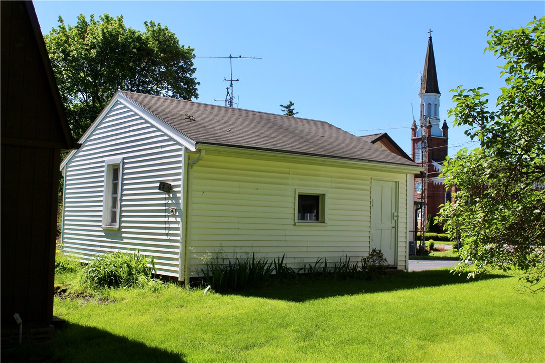 4 Chili Avenue