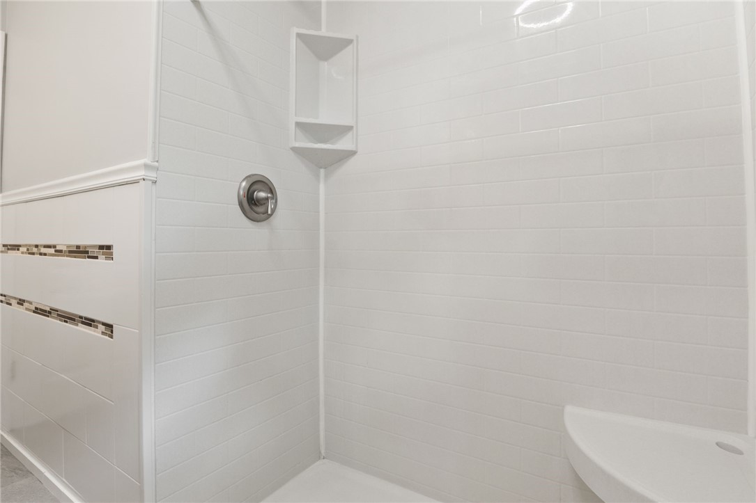 62 E Park Road, Pittsford, New York image 29