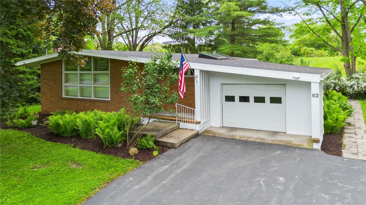 62 E Park Road, Pittsford, New York image 40