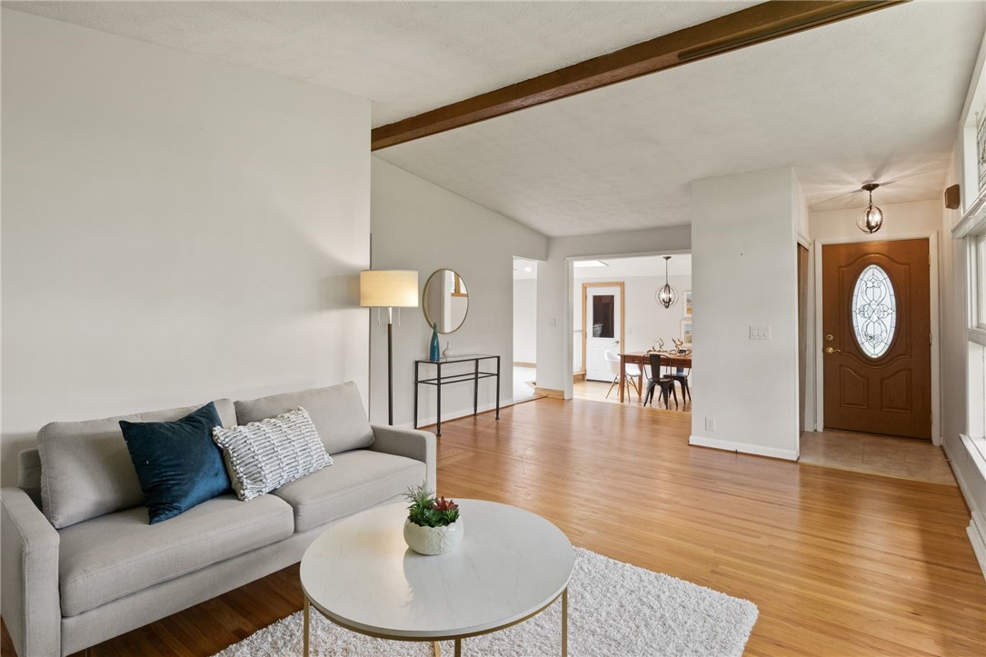 62 E Park Road, Pittsford, New York image 8