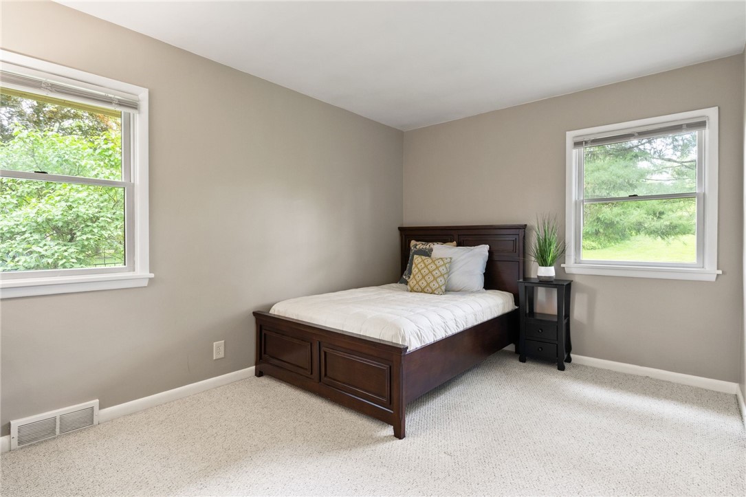 62 E Park Road, Pittsford, New York image 25