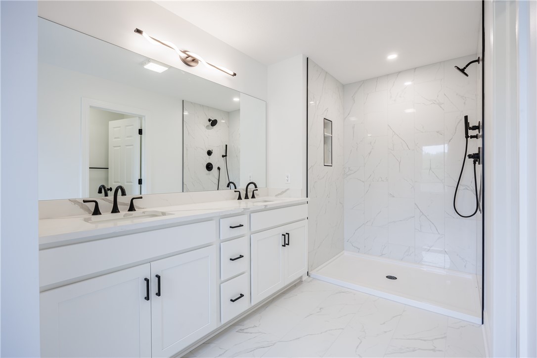 5995 Southbrook Drive, Ontario, New York image 19