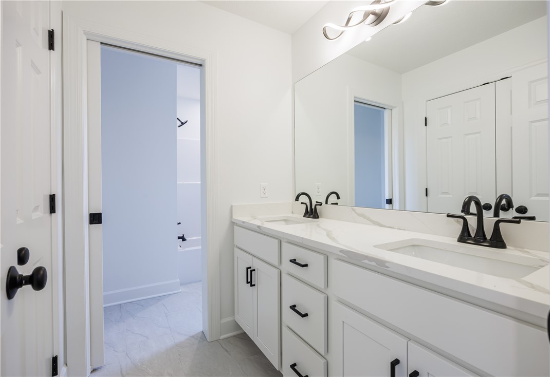 5995 Southbrook Drive, Ontario, New York image 24