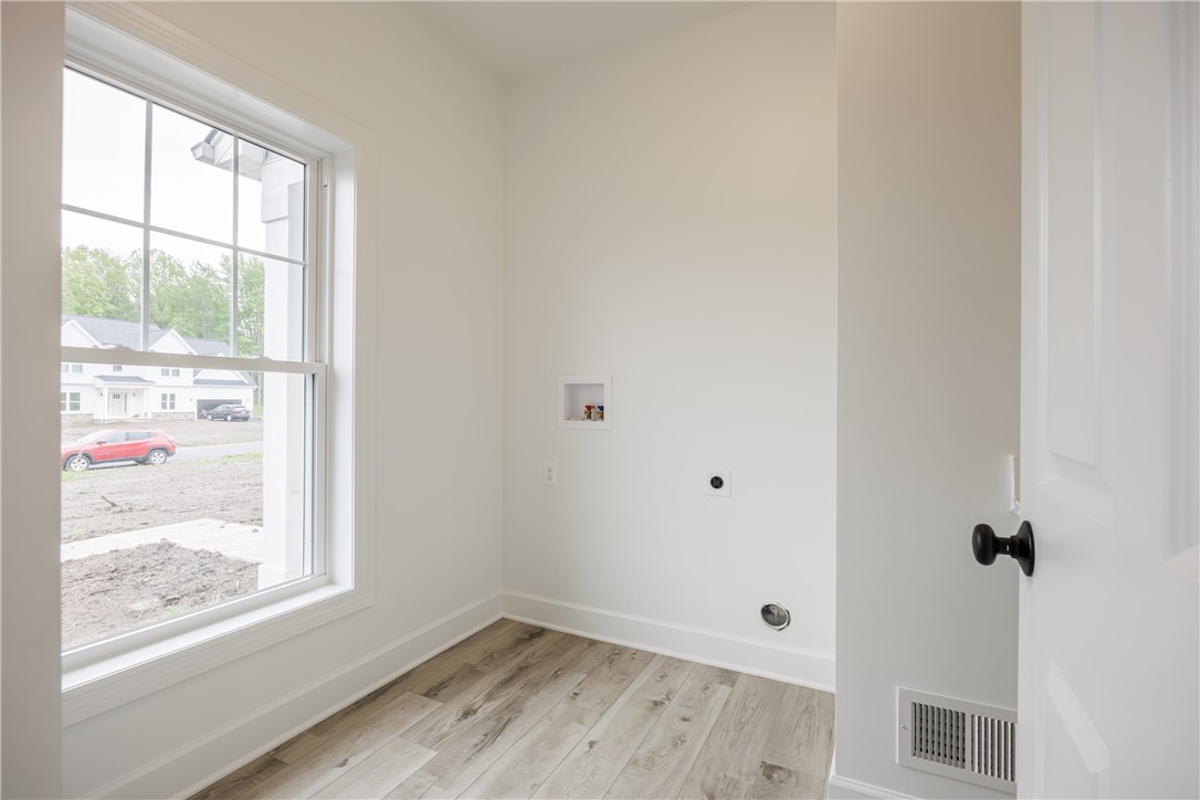 5995 Southbrook Drive, Ontario, New York image 15