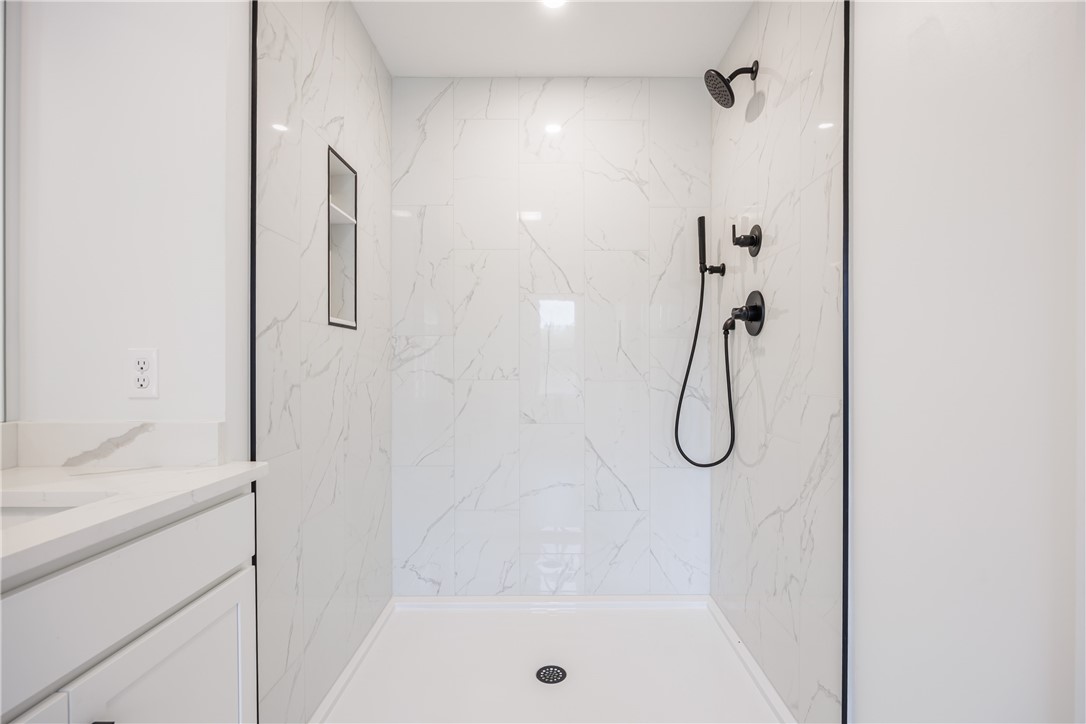 5995 Southbrook Drive, Ontario, New York image 20