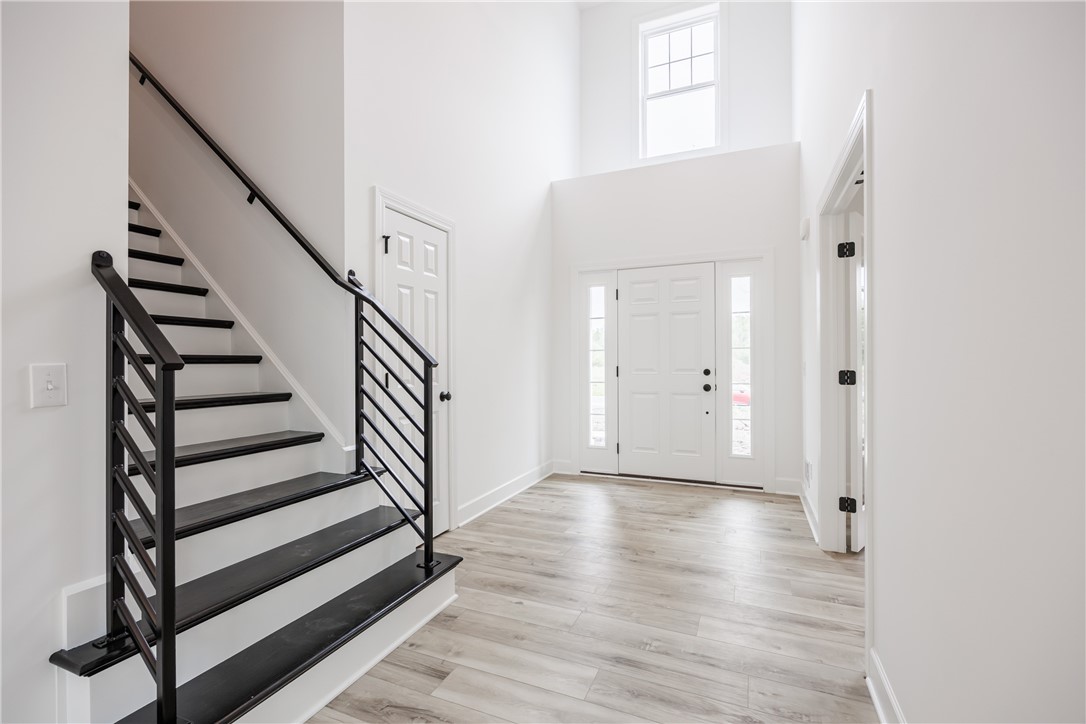 5995 Southbrook Drive, Ontario, New York image 2
