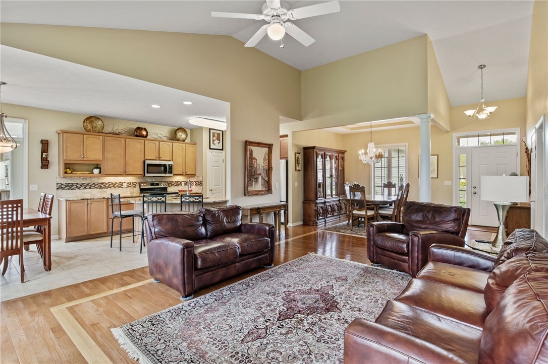 1153 Twin Leaf Terrace Ter, Webster, New York image 10