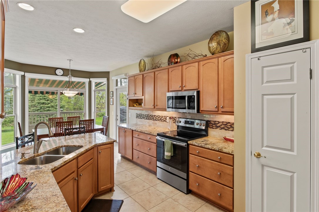 1153 Twin Leaf Terrace Ter, Webster, New York image 17