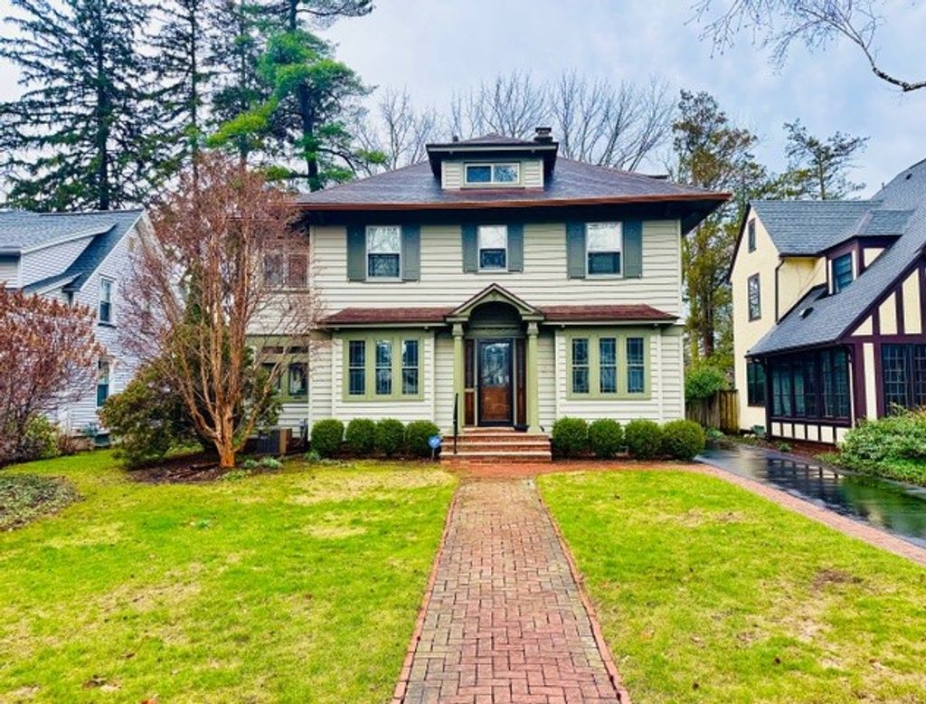 Photo of 267 Dorchester Road, Rochester, NY 14610 (MLS # R1670000)