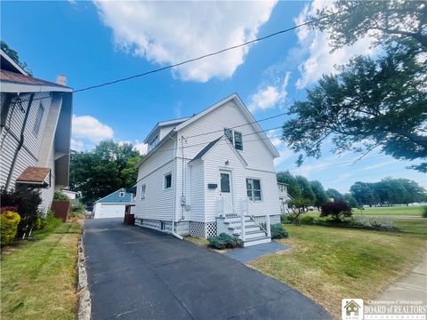 Homes For Sale - 6 Wildwood Avenue<br/> Jamestown, NY 14701