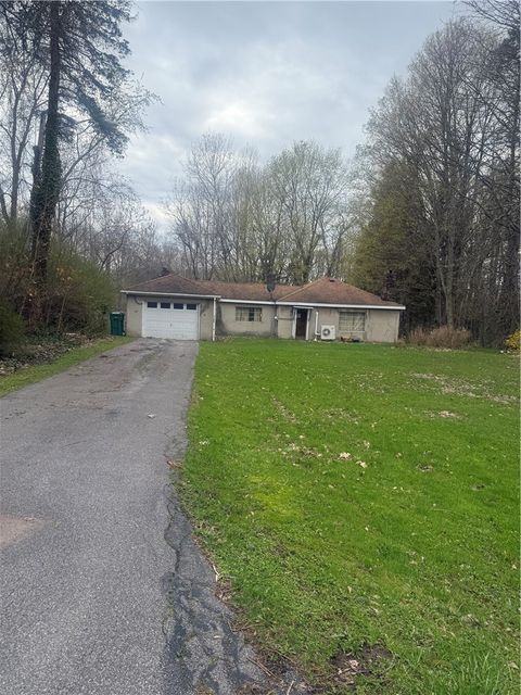Homes For Sale - 6727 State Route 14<br/> Wayne County, Sodus, NY 14555