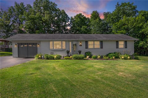 Tiny photo for 244 Farmview Drive, Walworth, NY 14502 (MLS # R1702101)