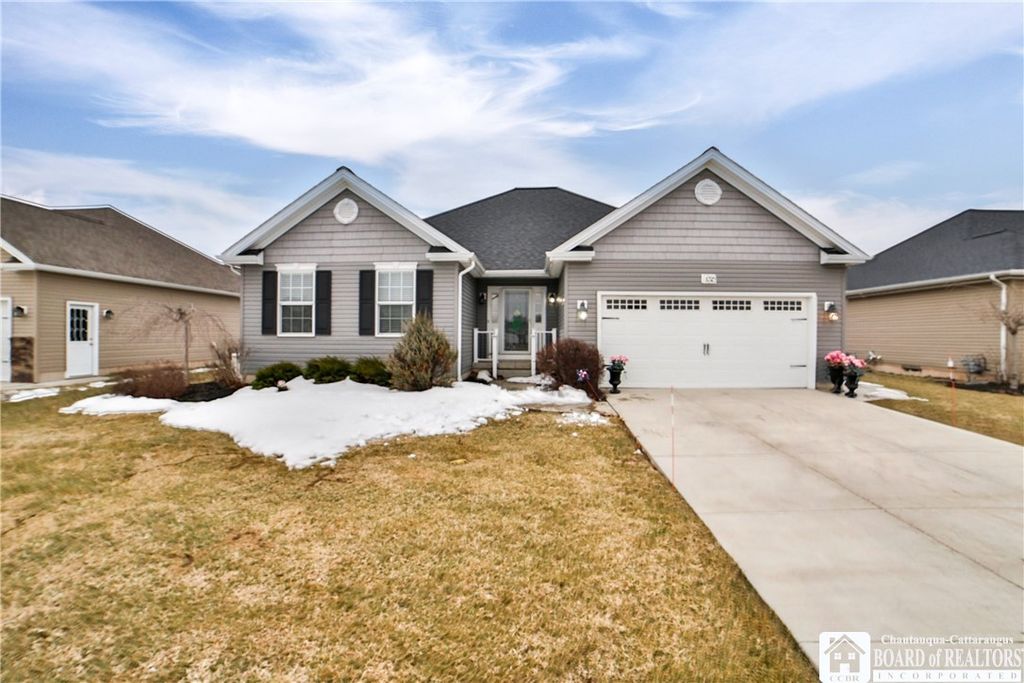 Photo of 102 Country Club Drive, Grand Island, NY 14072 (MLS # R1665619)