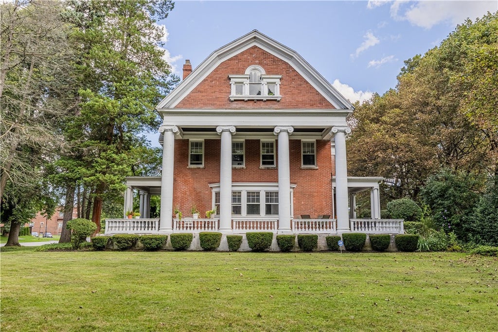 Photo of 1340 East Avenue, Rochester, NY 14610 (MLS # R1712290)