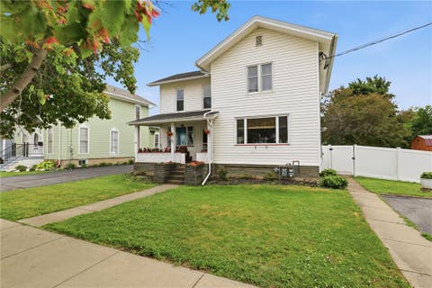 Photo for 52 W Albion Street