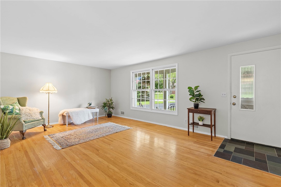 Search Properties 4 11 warder drive