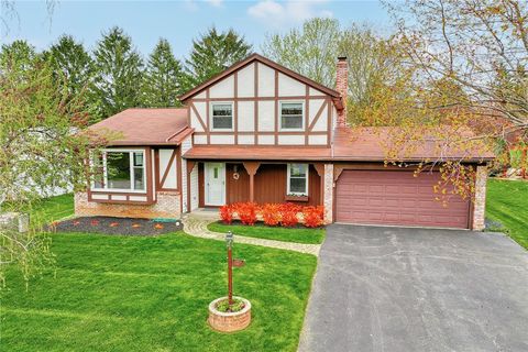 Homes For Sale - 140 Rodney Lane<br/> Monroe County, Penfield, NY 14625