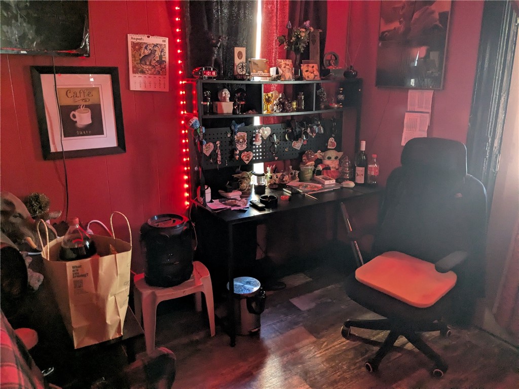 77 Roycroft Drive Drive