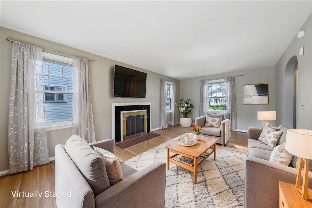 72 Hampshire Drive, Brighton, New York image 9
