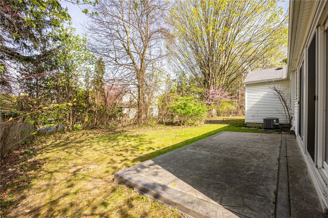 32 Cricket Hill Drive, Pittsford, New York image 38
