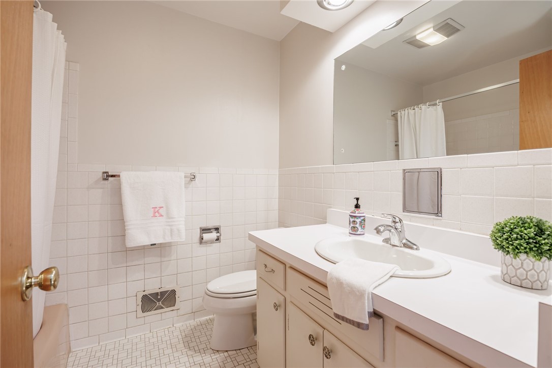 32 Cricket Hill Drive, Pittsford, New York image 26