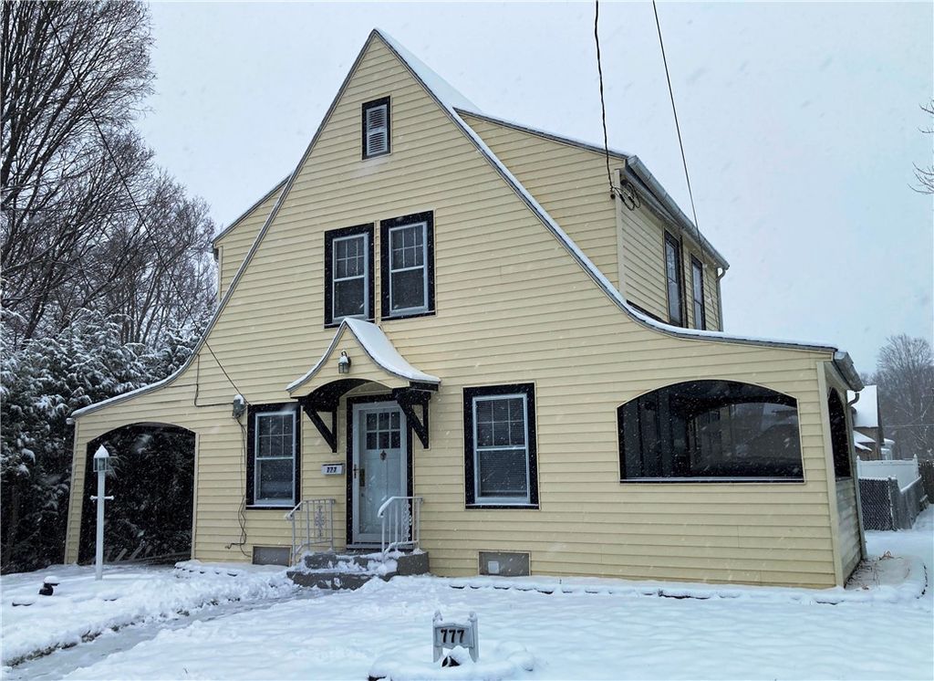 Photo of 777 Laurel Street, Elmira City, NY 14904 (MLS # R1652738)