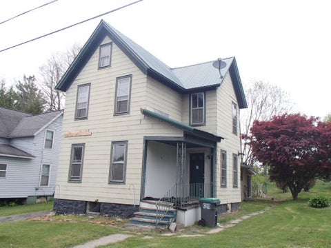 Homes For Sale - 10 Rochester Street<br/> Amsterdam, NY 12070