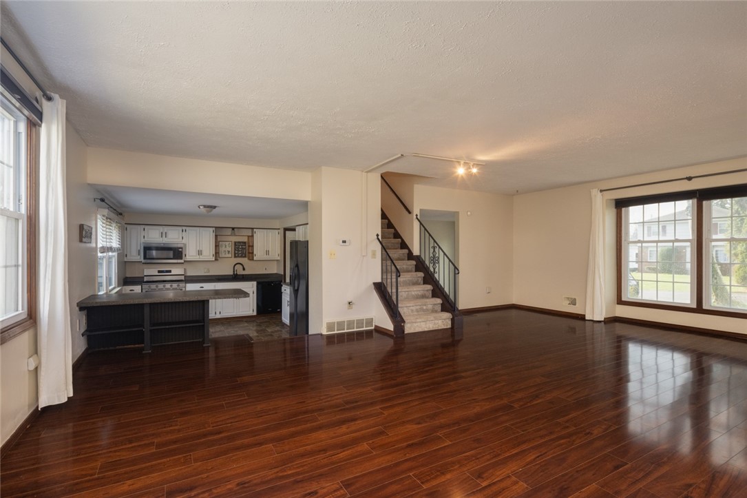 30 Halmore Drive
