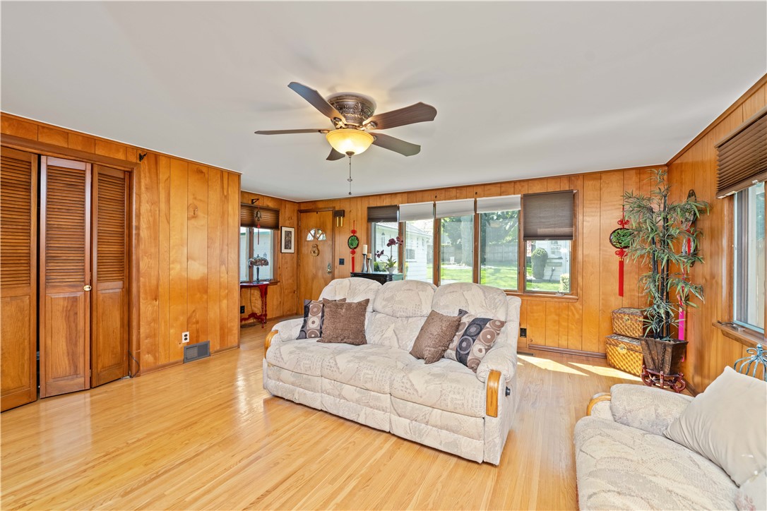 43 Cinnabar Road, Irondequoit, New York image 16