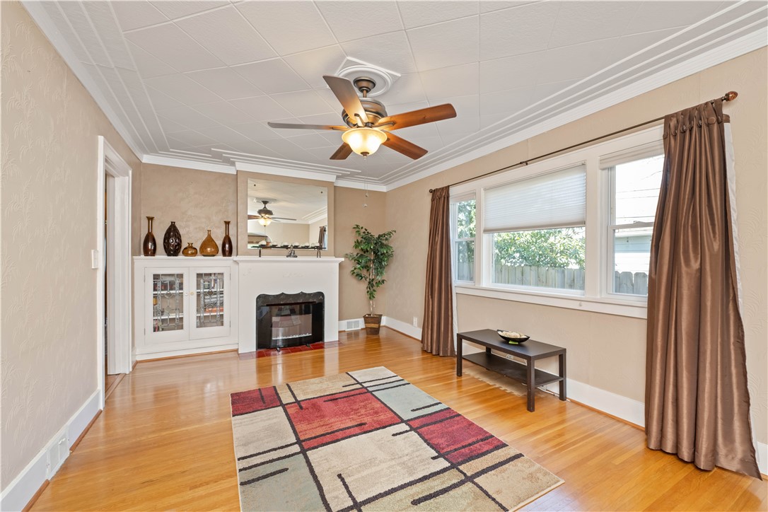 43 Cinnabar Road, Irondequoit, New York image 4