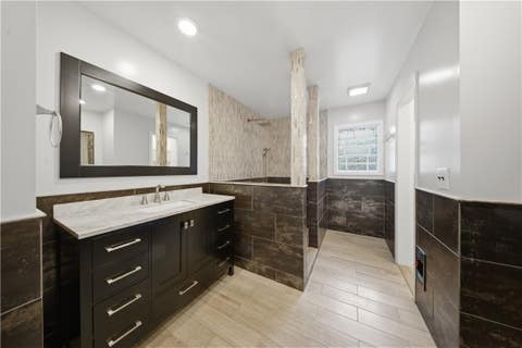 Tiny photo for 10 Woodbriar Lane, Chili, NY 14624 (MLS # R1702525)