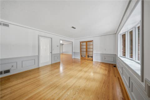 Tiny photo for 10 Woodbriar Lane, Chili, NY 14624 (MLS # R1702525)