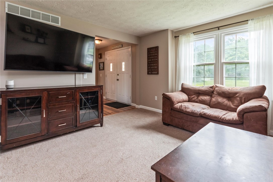 60 Hillbridge Drive Dr, Greece, New York image 15