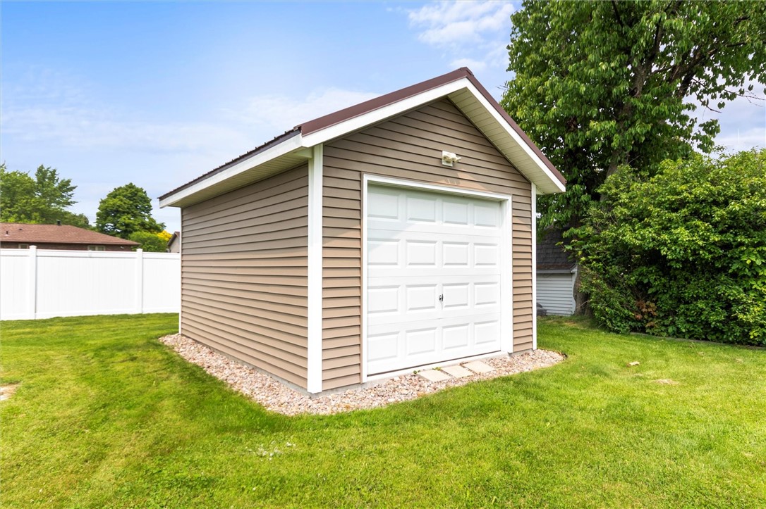 60 Hillbridge Drive Dr, Greece, New York image 10