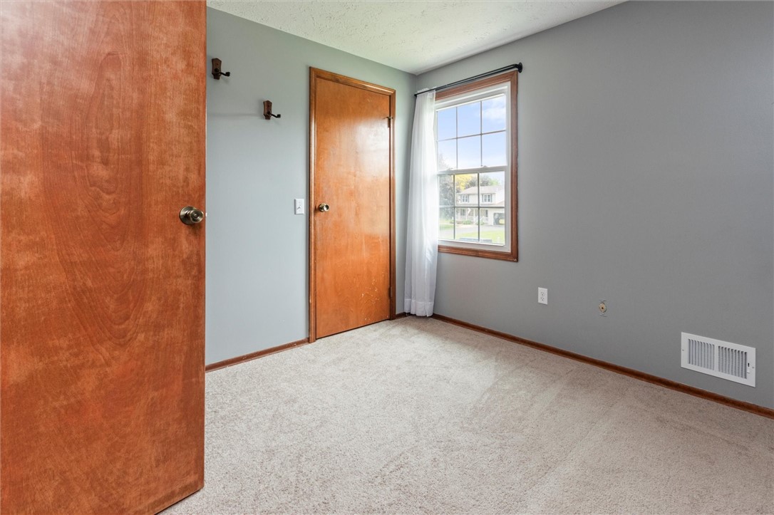 60 Hillbridge Drive Dr, Greece, New York image 32