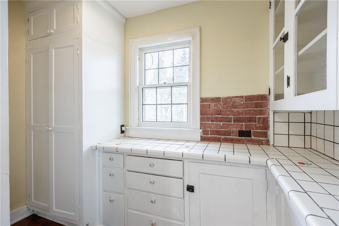 280 Yarmouth Road, Rochester, New York image 11