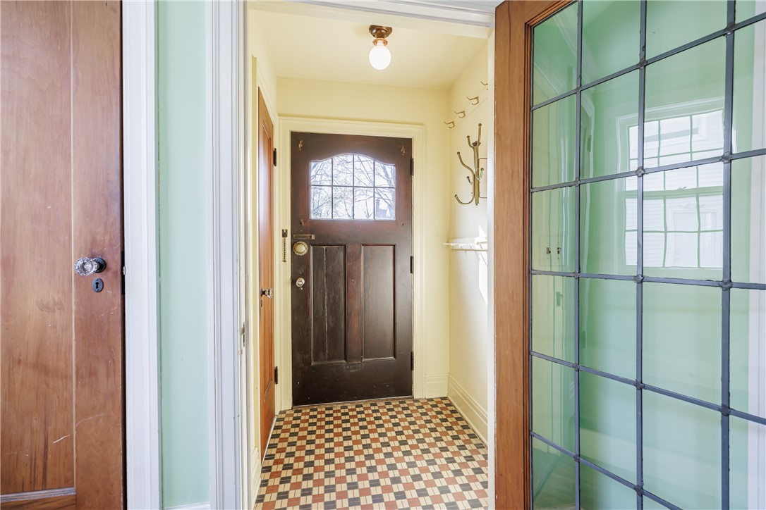 280 Yarmouth Road, Rochester, New York image 3